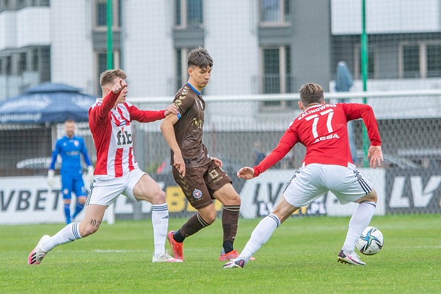 Shams：富保罗已告知独行侠，若不承诺与浓眉续约就交易他