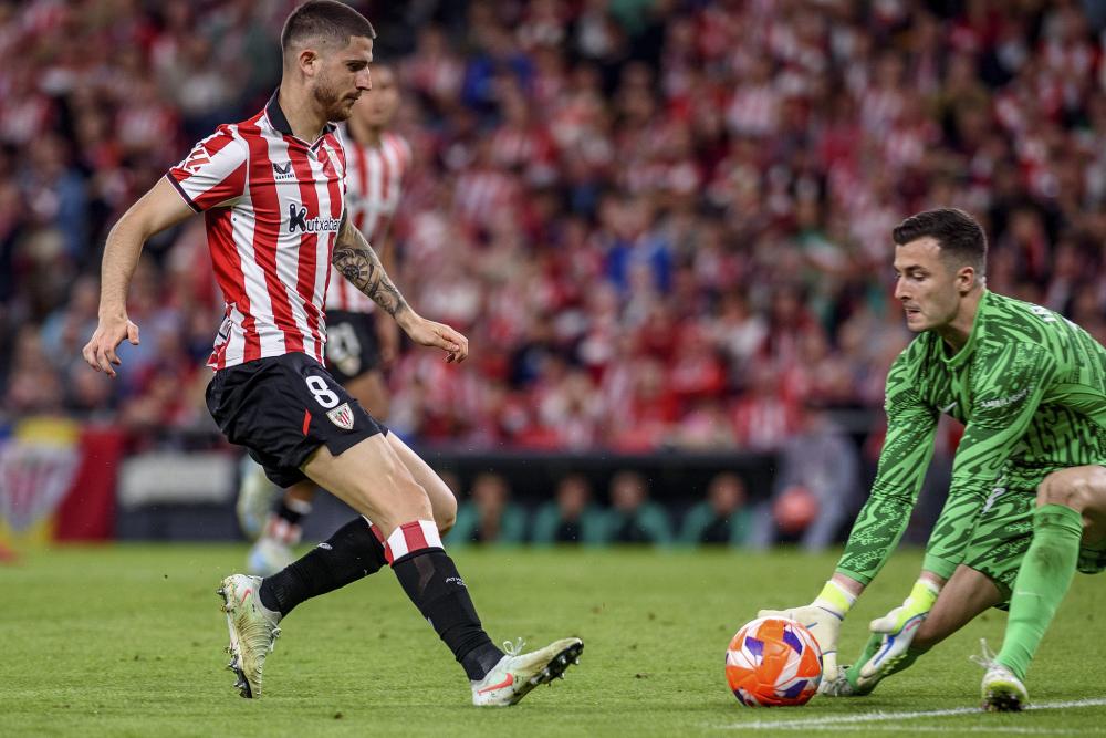 最佳结局，布斯克茨以美职联总冠军身份结束17年职业生涯